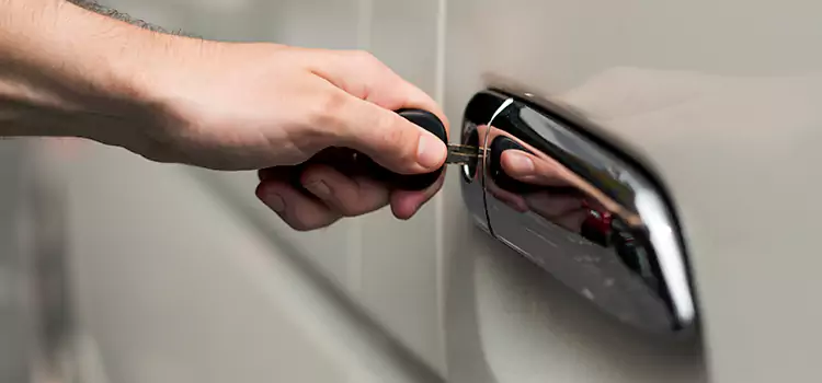 Why Choose Our Auto Locksmith Team in Ennis, TX?