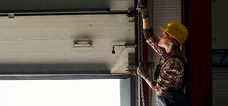Addressing Common Garage Door Stoppage Issues in Ennis, TX