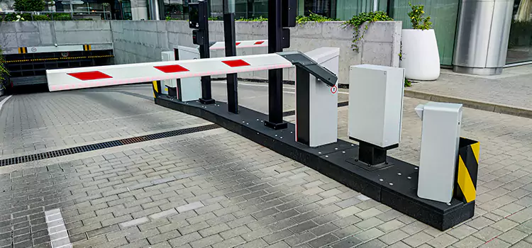 Custom Gate Design & Integration Ennis